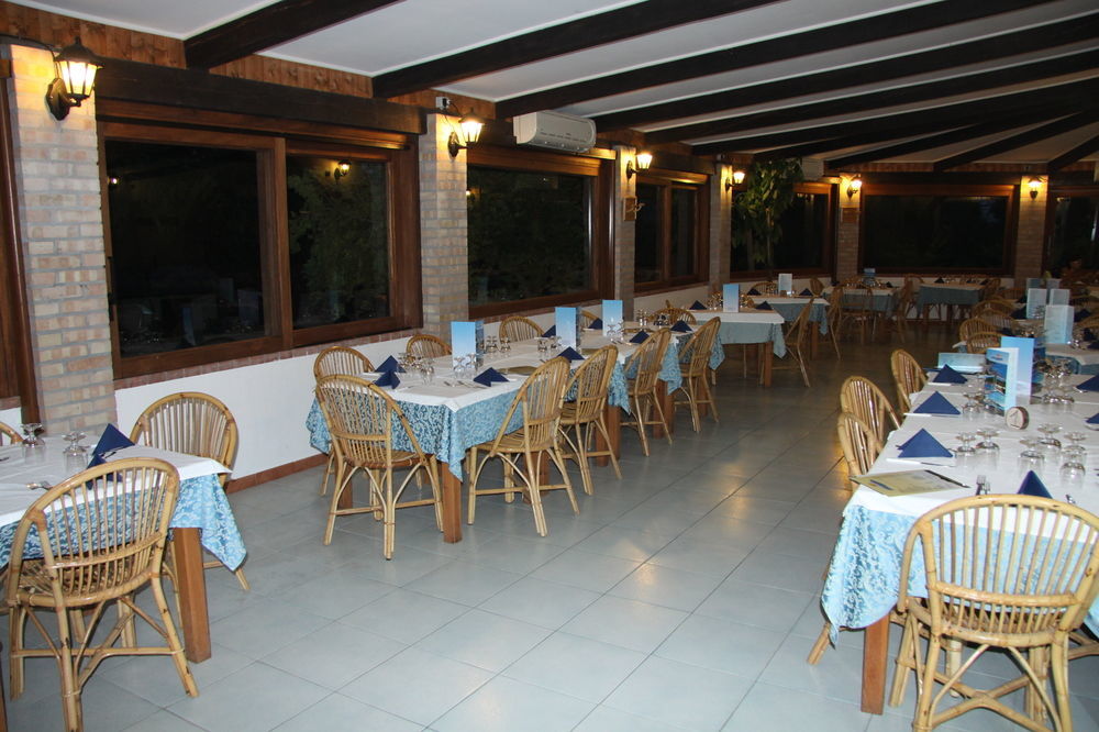 Villaggio Marinella Direttamente Sul Mare Isola Di Capo Rizzuto 外观 照片
